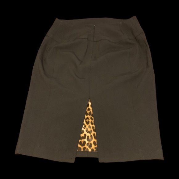 EXPRESS DESIGN STUDIO Leopard Print Lined Black Pencil Skirt Sz 8 - Picture 2 of 10